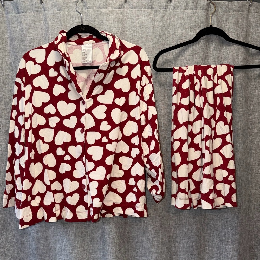 H&M Red and White Heart Pajama Set Women's Medium